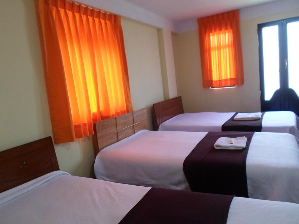 Hostal Casa Del Montanista Huaraz  Exteriör bild